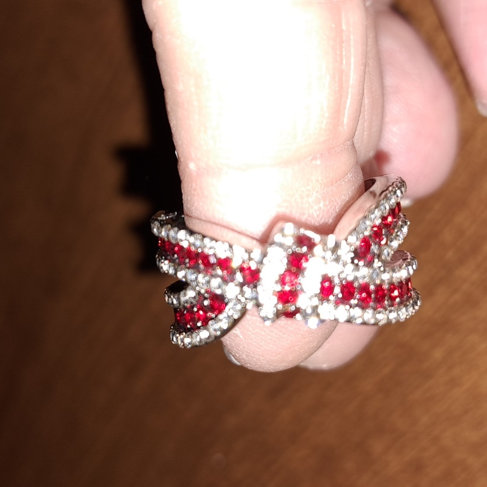 🛍Elegant Red and Silver Bow Ring